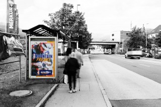 Innsbruck, MitterwegBahnbrücke vor MerkurmarktWH